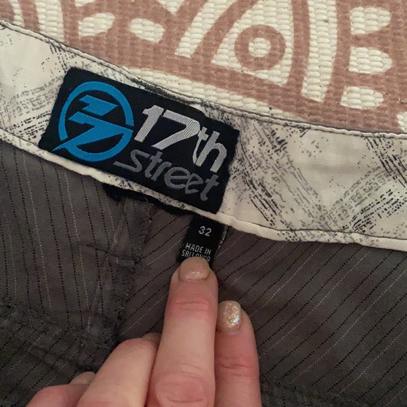 17th Street Surf Shop Shorts - Picture 5 of 5